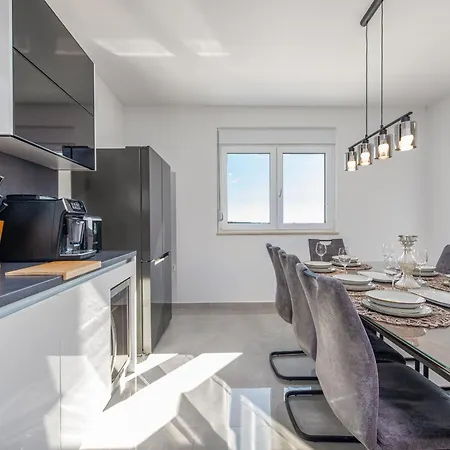 Villa Suton Zadarvillas *