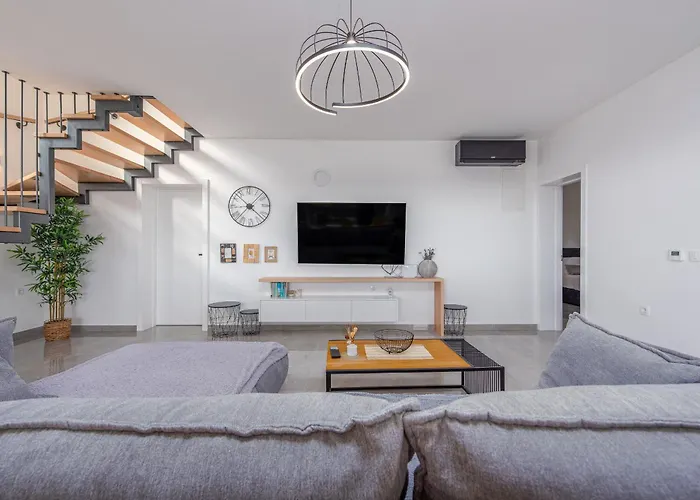 Suton Zadarvillas *