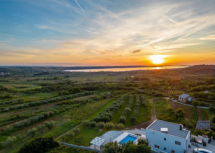 빌라 Suton Zadarvillas