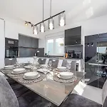 Suton Zadarvillas * Podvrsje
