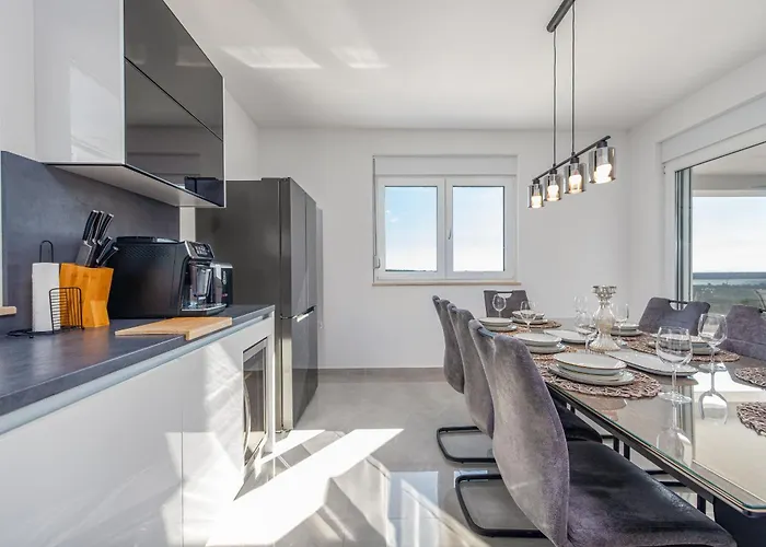 Вилла Suton Zadarvillas *